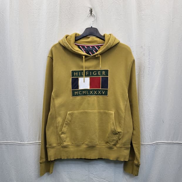 타미힐피거 로고 후드티 머스타드