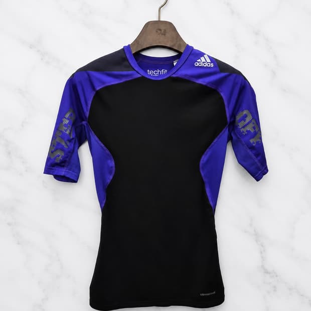 100,L)) adidas 아디다스 techfit 반팔팃츠!~ 달라붙는핏