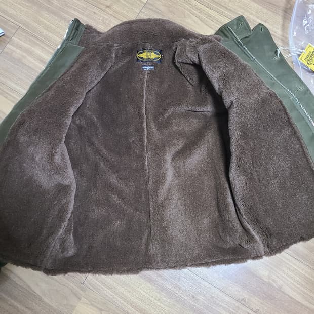 프리휠러스 윈터에비에이터 자켓 42size