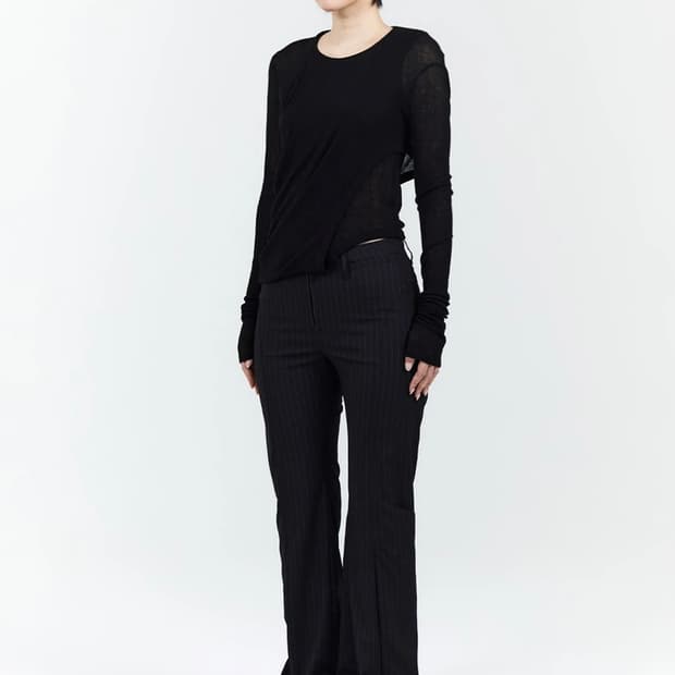 이이 EE 트위스트 티셔츠