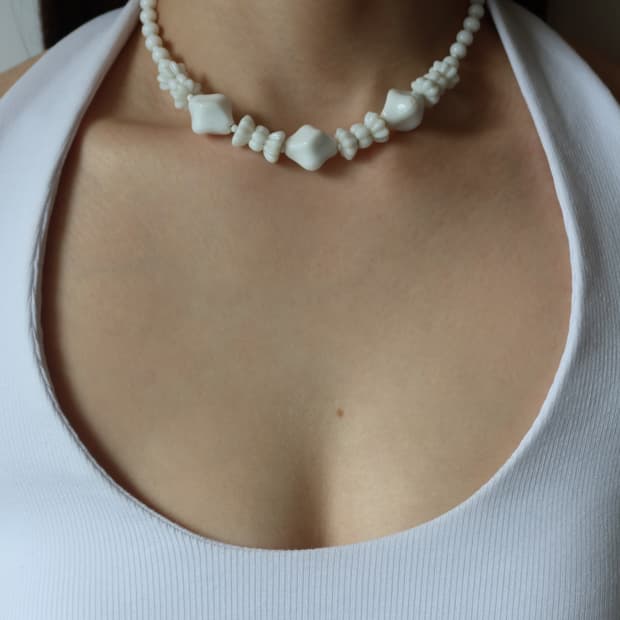 white pebble necklace
