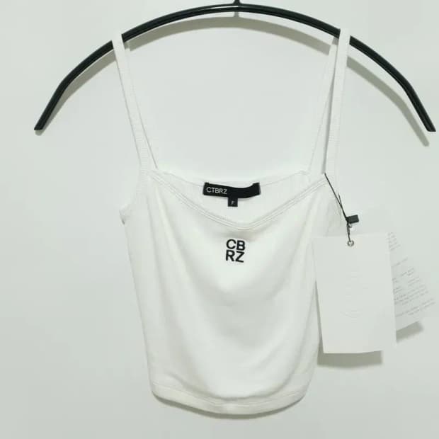 시티브리즈 로고 자수 슬리브리스 탑 F_S1284