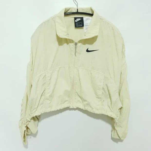 나이키 우먼스 스우시 우븐 크롭 재킷 M_M1528