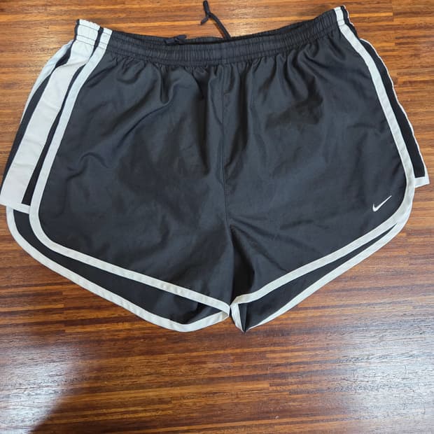나이키 올드스쿨 해외판 돌핀 우븐 쇼츠반바지 L