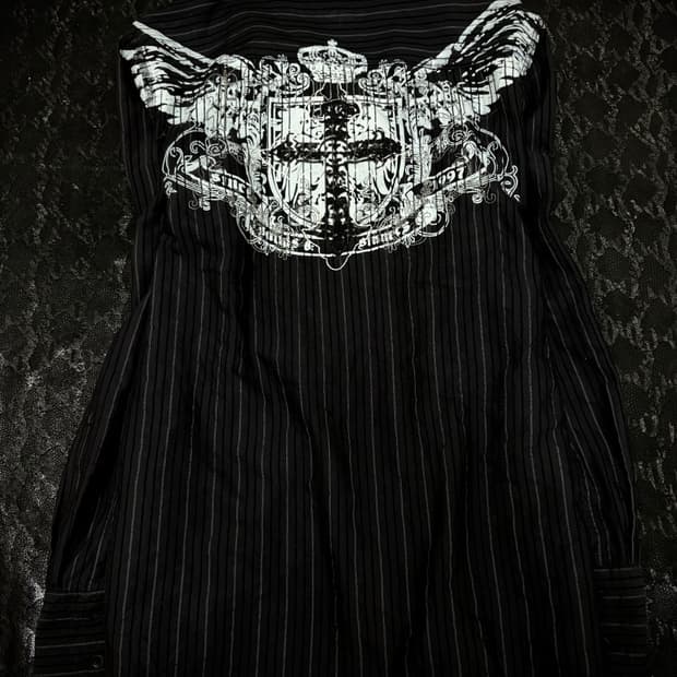 “Vintage” 00’s Gothic Cross Print Shirts