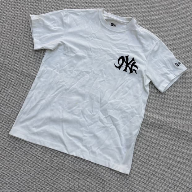 90 방탄 X MLB X 뉴에라 블랙스완 반팔 티셔츠 0724E