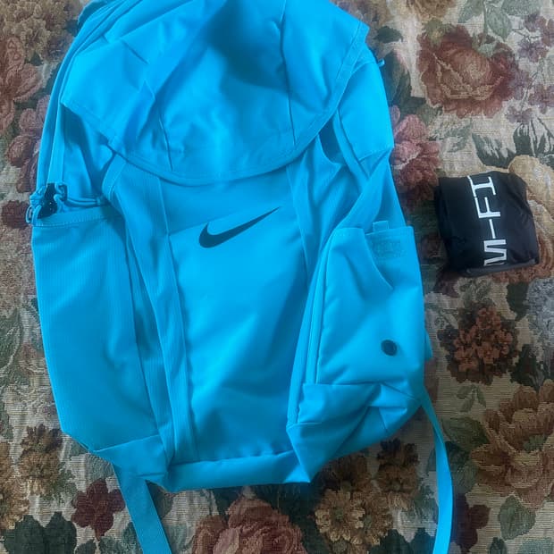 나이키 아카데미팀 블루 백팩