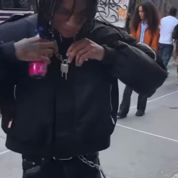 GIVENCHY LOCK & KEY NECKLACE