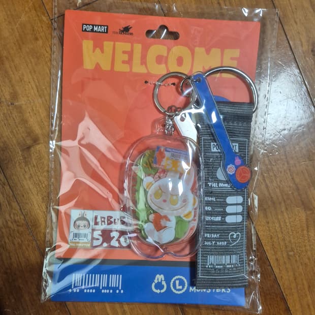 팝마트 라부부 스컬판다 키링