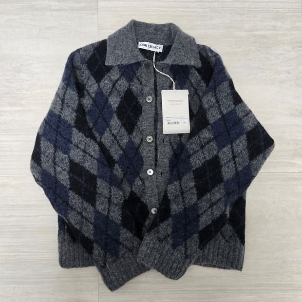 [46, 새제품] 아워레가시 이브닝 폴로 소프트 아가일 가디건