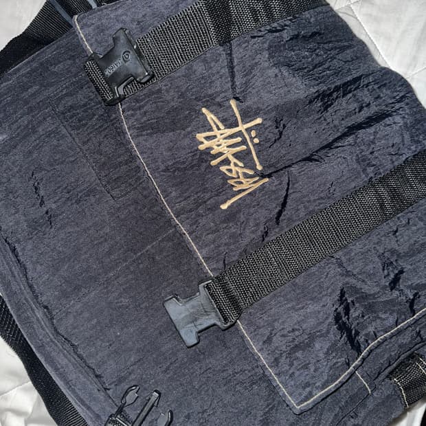 스투시 크로스백