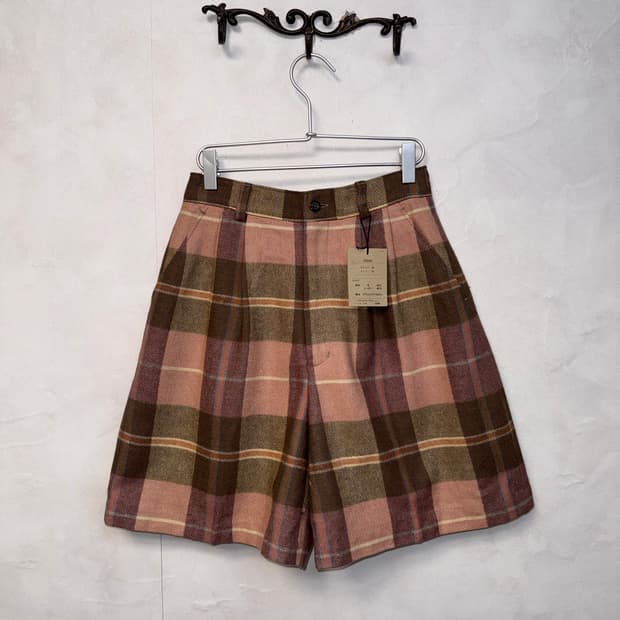 Pink brown wool check bermuda shorts