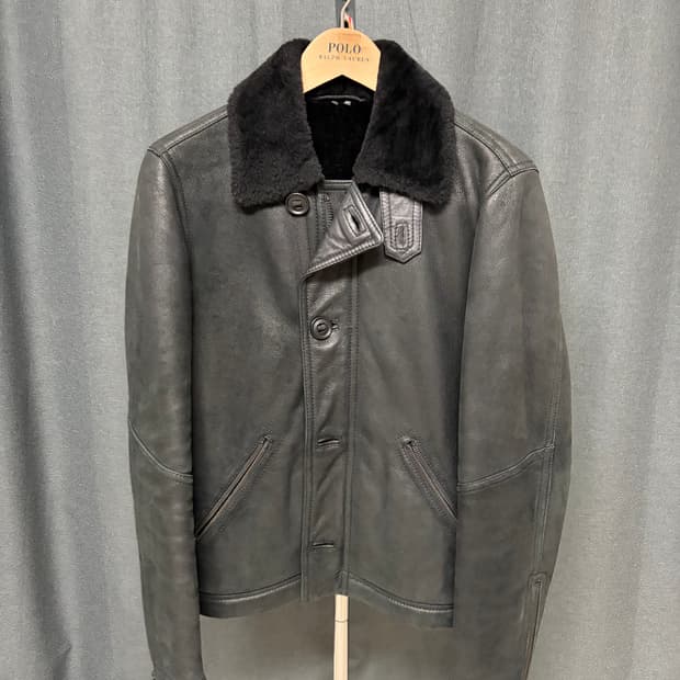 띠어리 무톤재킷 (무스탕)