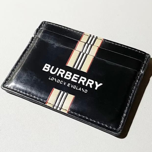 [정품] BURBERRY 버버리 로고 아이콘 스트라이프 프린트 카드지갑