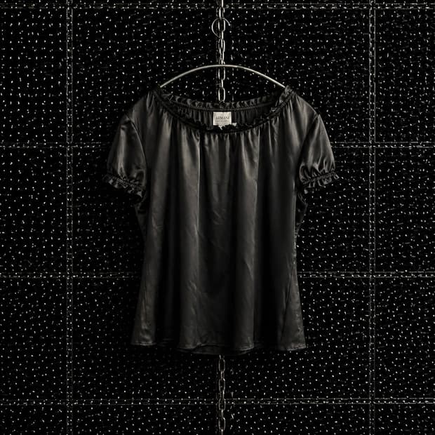 아르마니 꼴레지오니 프릴탑