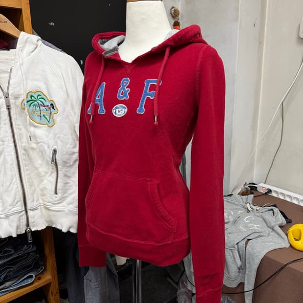 아베크롬비 딱붙 후드티