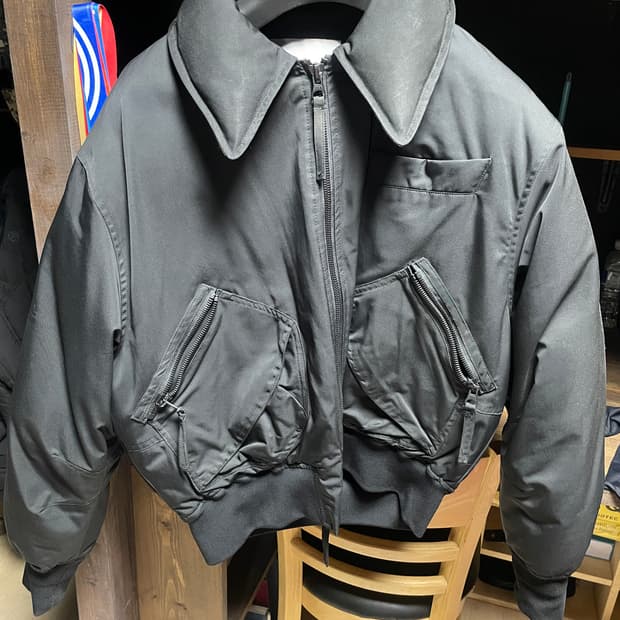 DNSR 플라이트 크롭 덕다운 패딩 점퍼 블랙 M