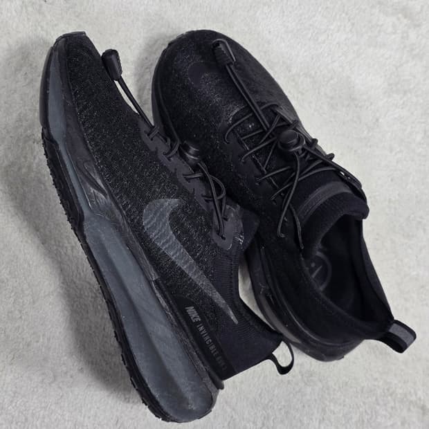 나이키 줌X 인빈서블 런 3 블랙 스니커즈 240