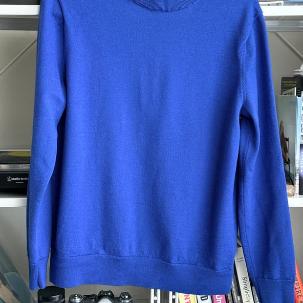 Cos 가벼운 니트