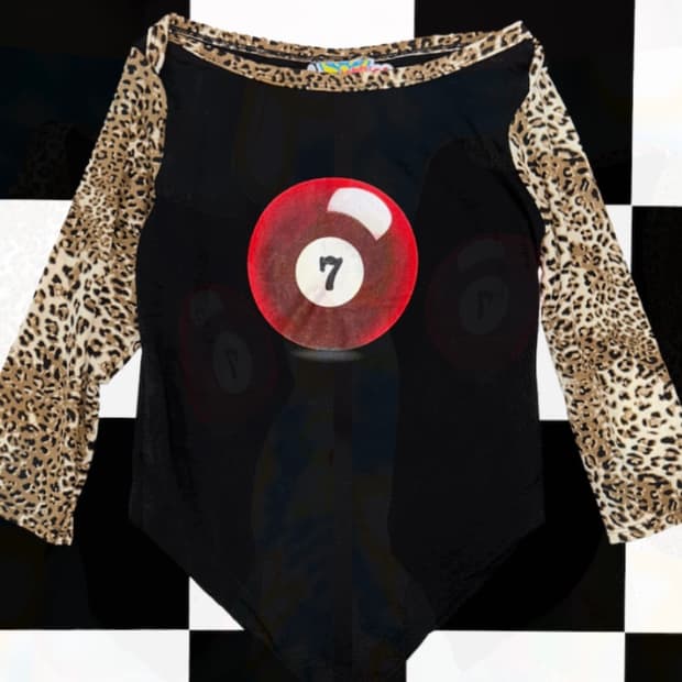 7BALL LEOPARD TOP
