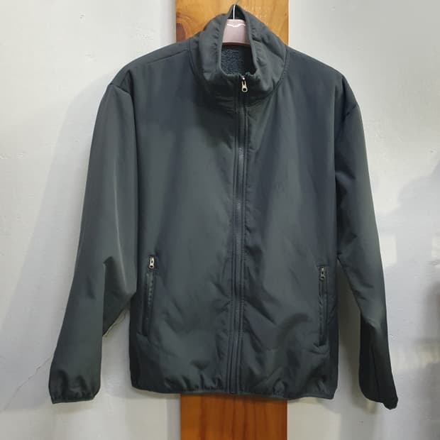 그레이색 양모 후리스 자켓(110)