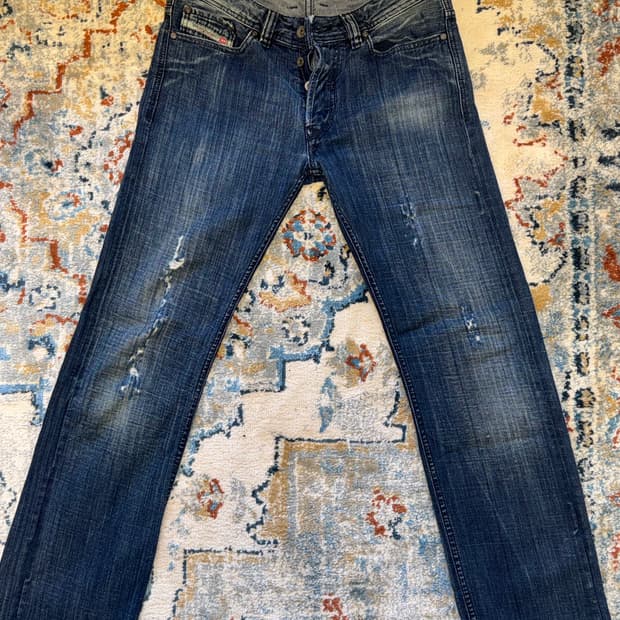 디젤 바이커 워시 00811 데님 팬츠(straight -leg ) 