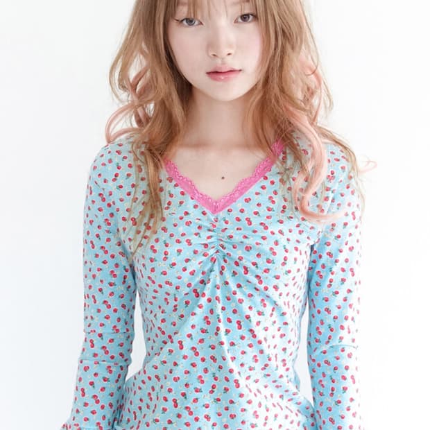 샵페어리 little strawberry lace top (mint)