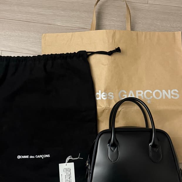 꼼데가르송 아오야마백 2호 판매