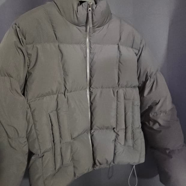 무신사 스탠다드 스퀘어 퀄티드 다운[L]