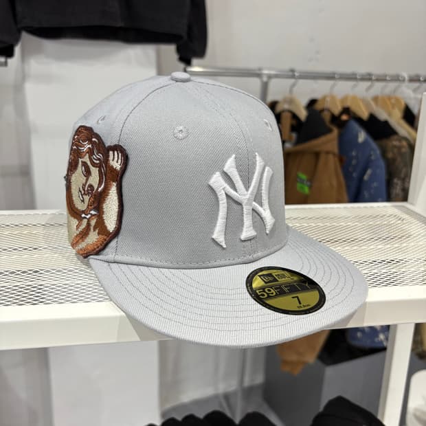 뉴에라 앙키즈 59FIFTY 7 볼캡 스냅백