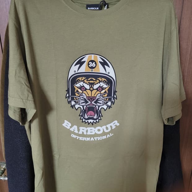 바버 스티브맥퀸 티셔츠