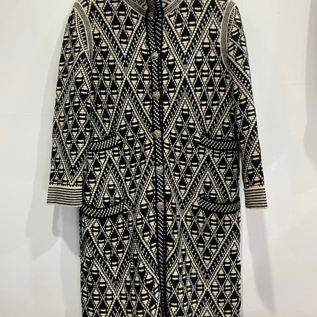 샤넬 블랙&아이보리 패턴 롱 코트 38 정품