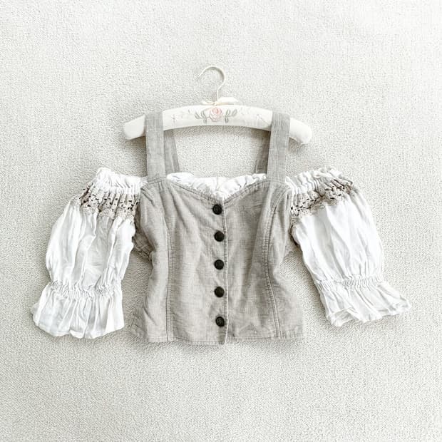 유럽풍페어리 ♥ 오프솔더 블라우스