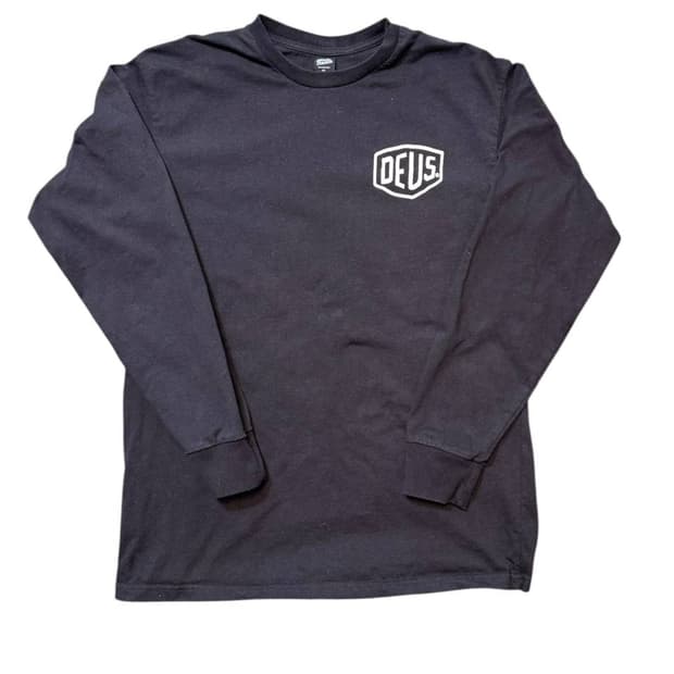 데우스 엑스 마키나 서울 컬리지 어드레스 롱슬리브 티셔츠