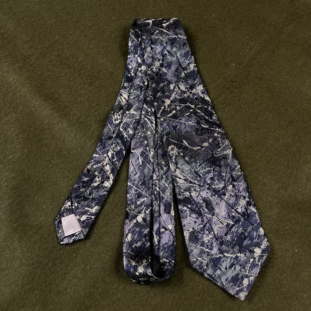 이세이미야케 넥타이 