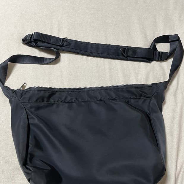 하 아카이브 아크 블랙 스몰 메신저백