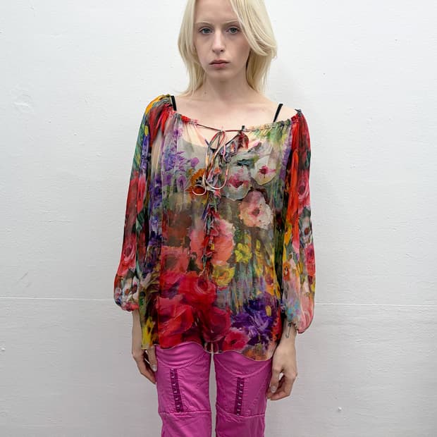 블루마린 플로럴 실크 블라우스