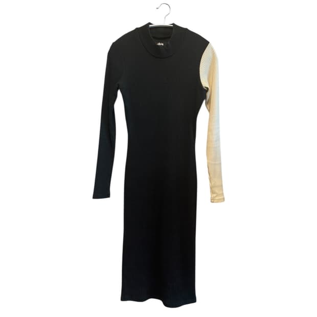 스투시 롱슬리브 원피스