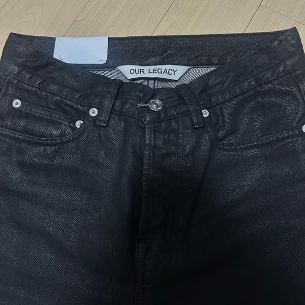 아워레가시 퍼스트컷 슬림스트레이트 코팅데님