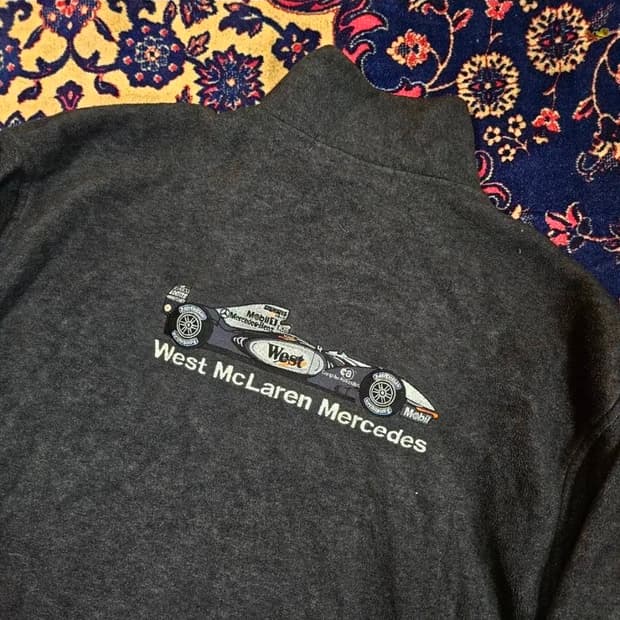 맥라렌 메르세데스 포뮬러 F1 빽로고 플리스 자켓 