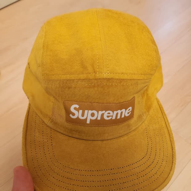 슈프림 스웨이드 머스타드 캠프캡