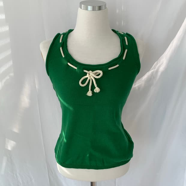 초록색 리본 니트 나시