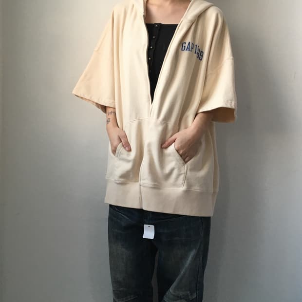 Gap hood zip up