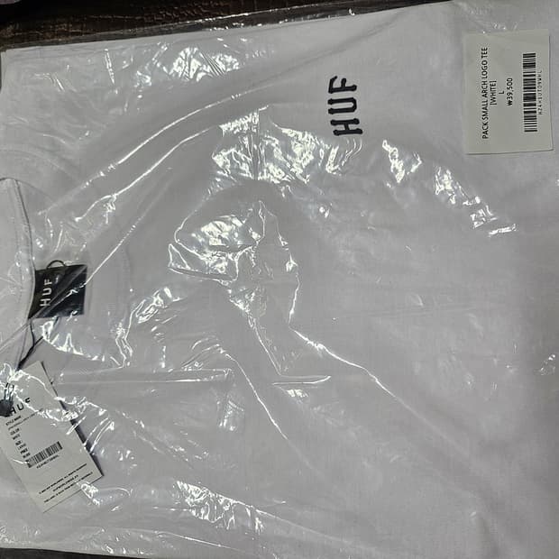 HUF 반팔티셔츠 