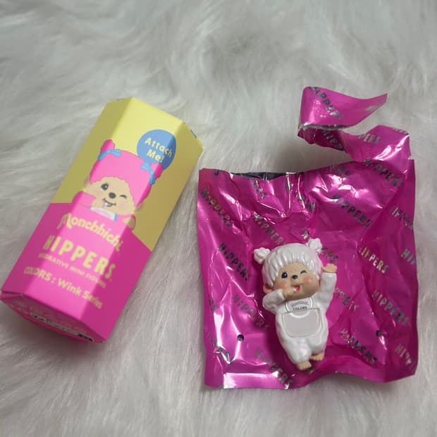 몬치치 히퍼 컬러즈 윙크 시크릿 화이트