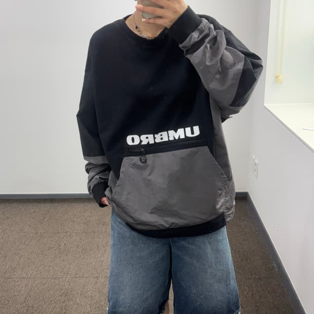Umbro 엄브로 블랙 캥거루포켓 맨투맨 