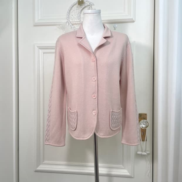 sheer pink crochet point collar wool car