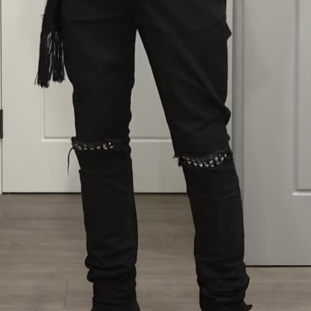 생로랑 무릎 절개 스터드진 구해봅니다