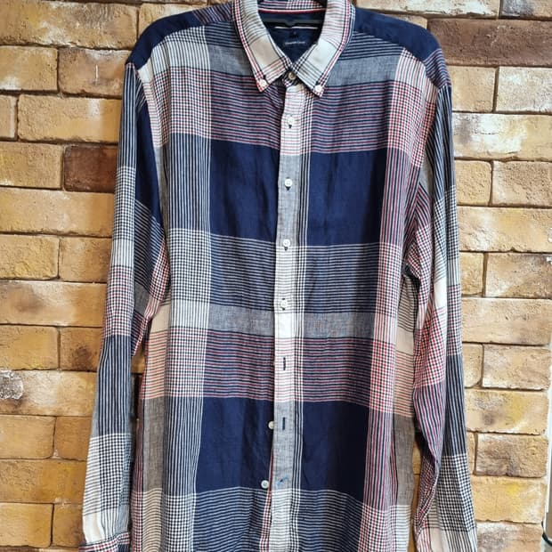 타미힐피거의 프리미엄 리넨 체크 남방