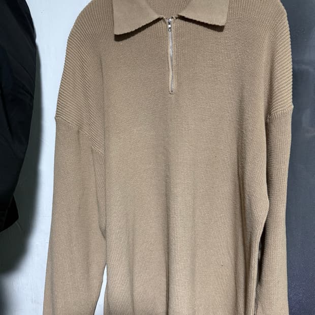 카라넥 하프집업 니트 베이지 xl